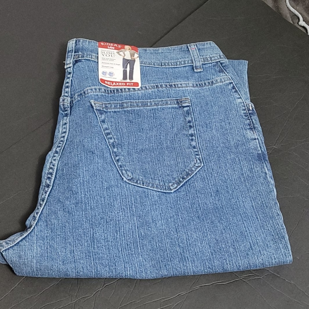 LEE Riders Relaxed Fit with tummy control Size 18w